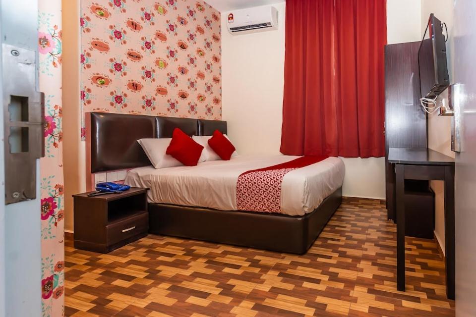 Gold City Hotel Malacca Екстериор снимка