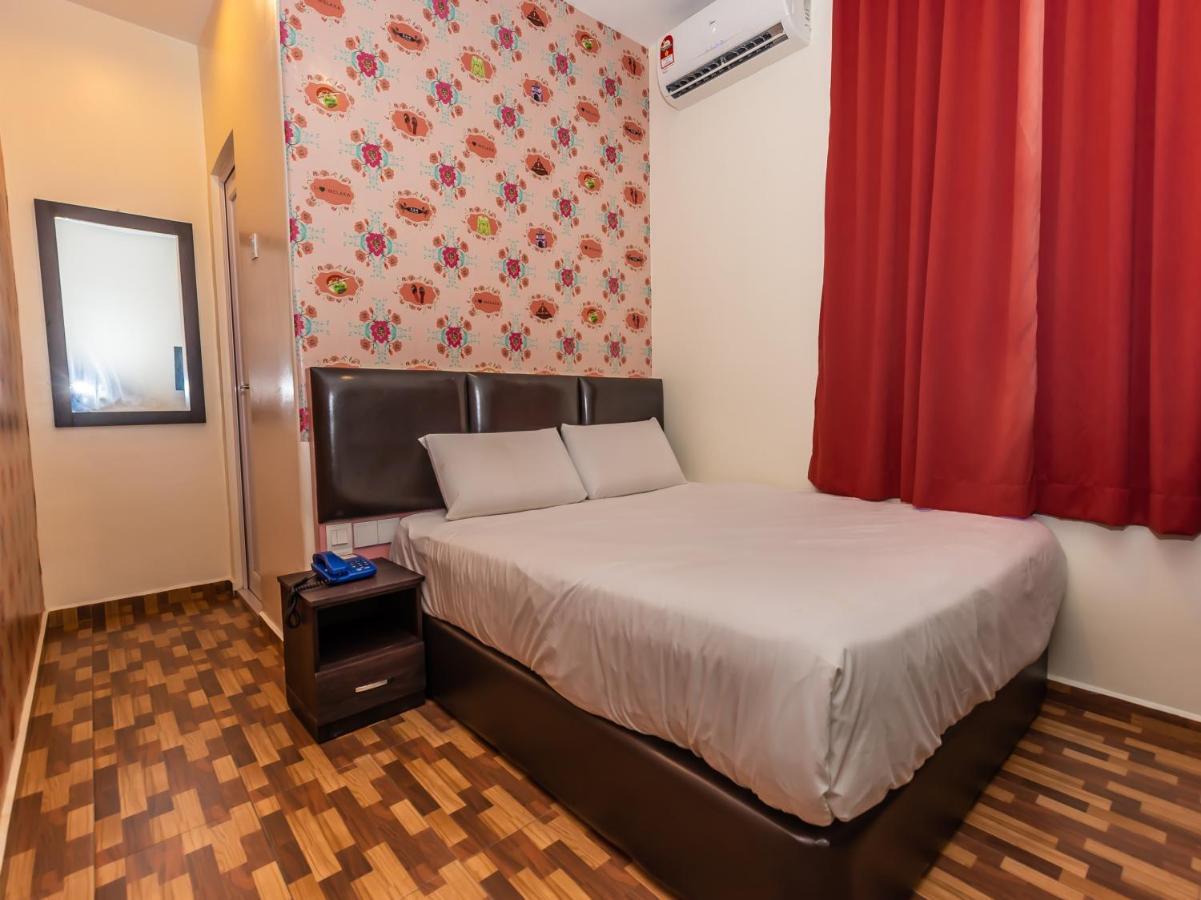 Gold City Hotel Malacca Екстериор снимка